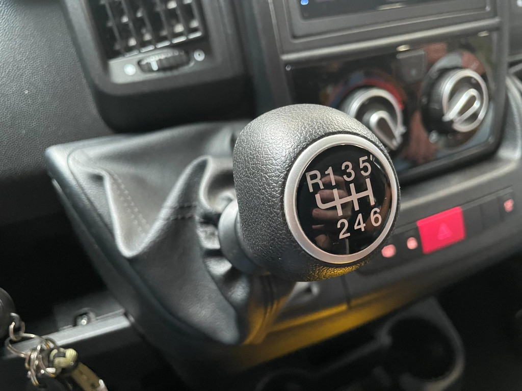 Roller team LIVINGSTONE 5 ADB1 Fiat Ducato - Airco / Luifel / Standkachel / 185 PK / Top onderhouden 65