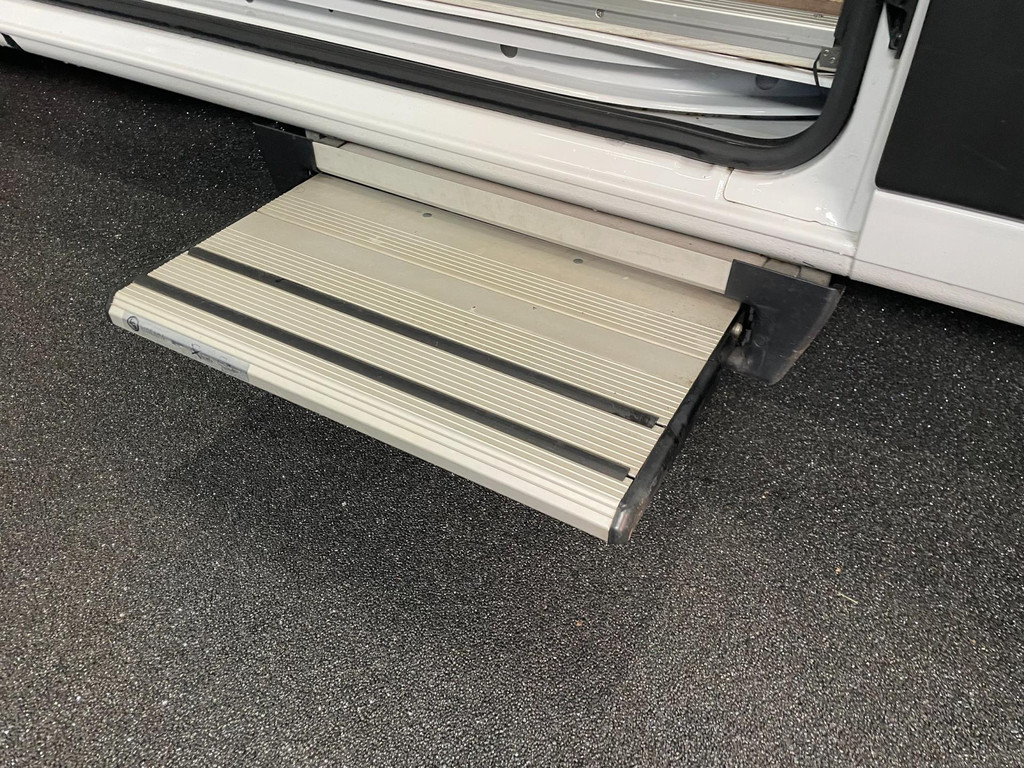 Roller team LIVINGSTONE 5 ADB1 Fiat Ducato - Airco / Luifel / Standkachel / 185 PK / Top onderhouden 75