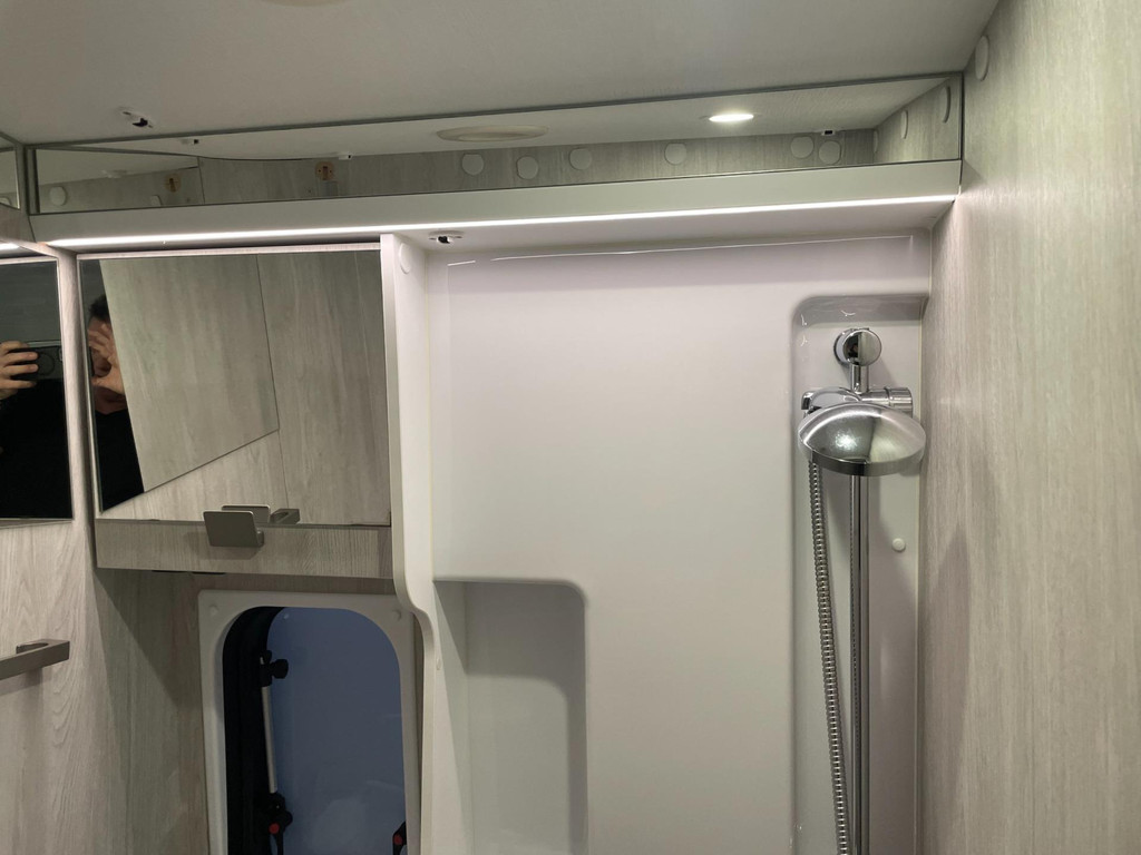 Roller team LIVINGSTONE 5 ADB1 Fiat Ducato - Airco / Luifel / Standkachel / 185 PK / Top onderhouden 88