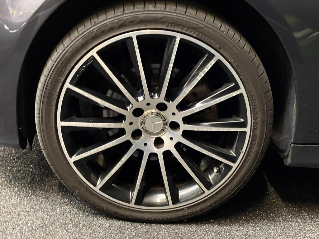 Mercedes-Benz C-klasse Estate 220 CDI 4MATIC AMG PANODAK NAVI 21