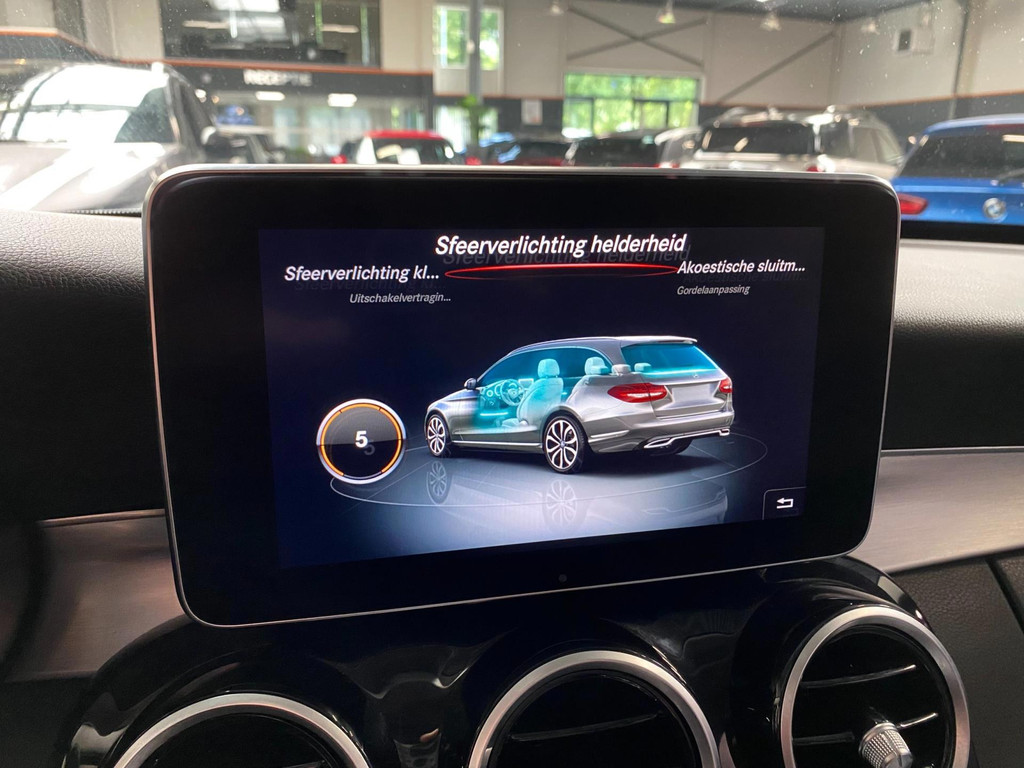 Mercedes-Benz C-klasse Estate 220 CDI 4MATIC AMG PANODAK NAVI 40