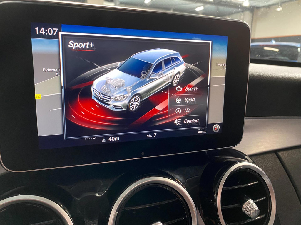 Mercedes-Benz C-klasse Estate 220 CDI 4MATIC AMG PANODAK NAVI 42