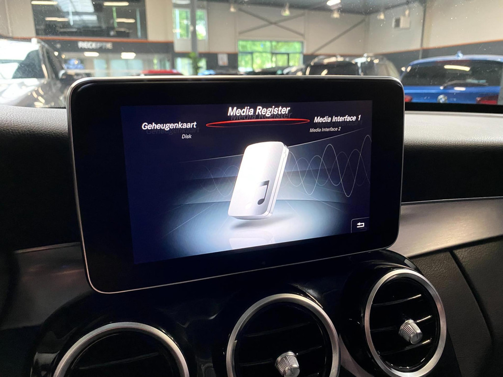 Mercedes-Benz C-klasse Estate 220 CDI 4MATIC AMG PANODAK NAVI 44