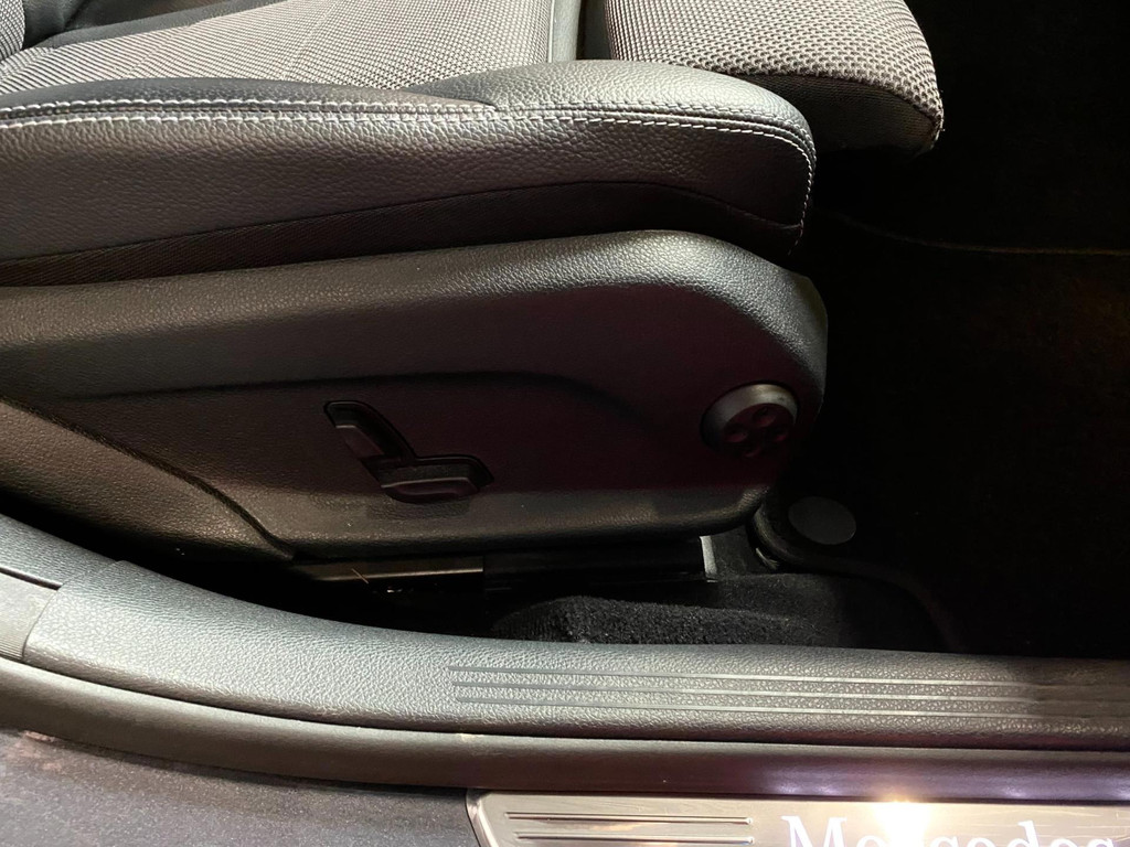 Mercedes-Benz C-klasse Estate 220 CDI 4MATIC AMG PANODAK NAVI 53