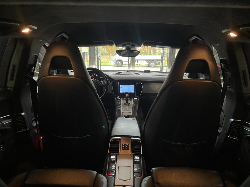 Porsche Panamera 4.8 Turbo 501 PK AWD YOUNGTIMER PASM 52