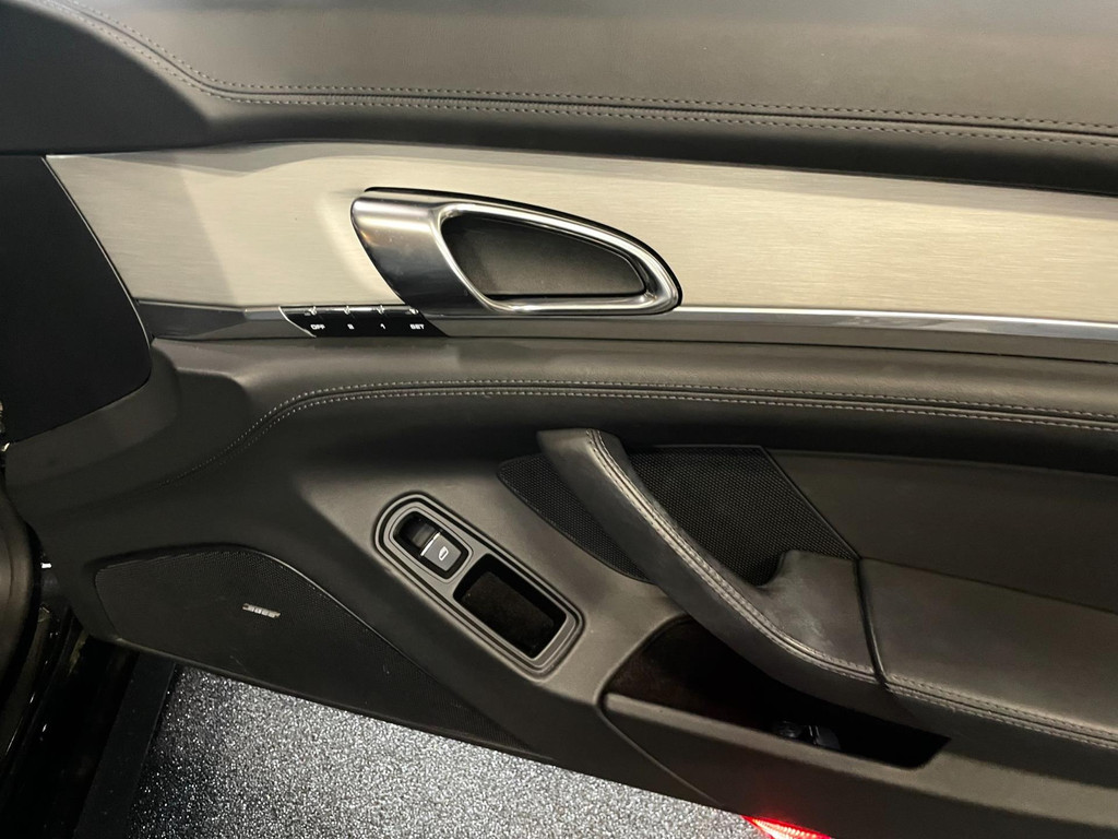 Porsche Panamera 4.8 Turbo 501 PK AWD YOUNGTIMER PASM 56