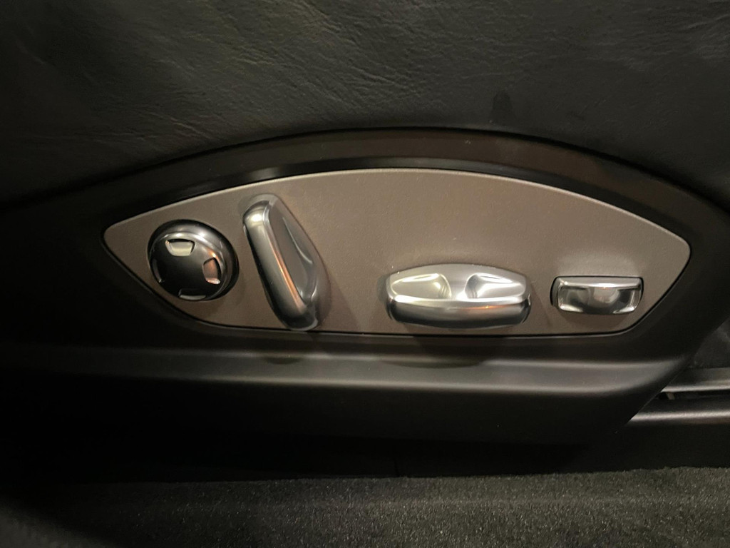 Porsche Panamera 4.8 Turbo 501 PK AWD YOUNGTIMER PASM 59