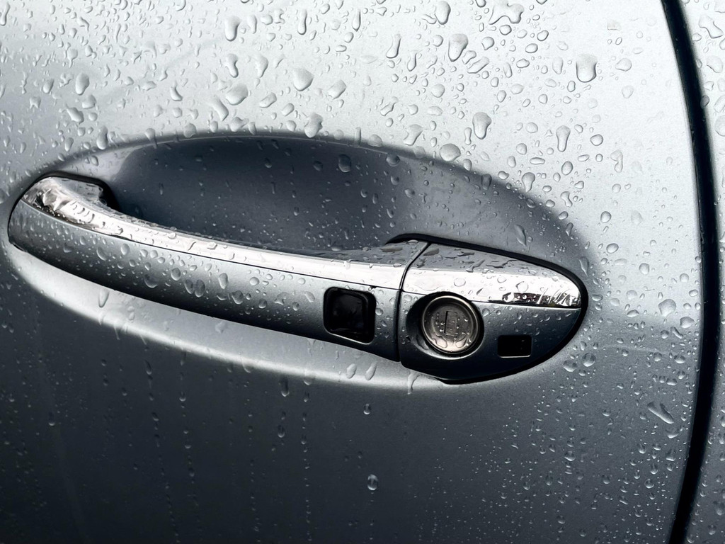 Mercedes-Benz CLK-klasse Cabrio 350 AMG *DTM UITGEVOERD* Youngtimer / Leder / Automaat 30