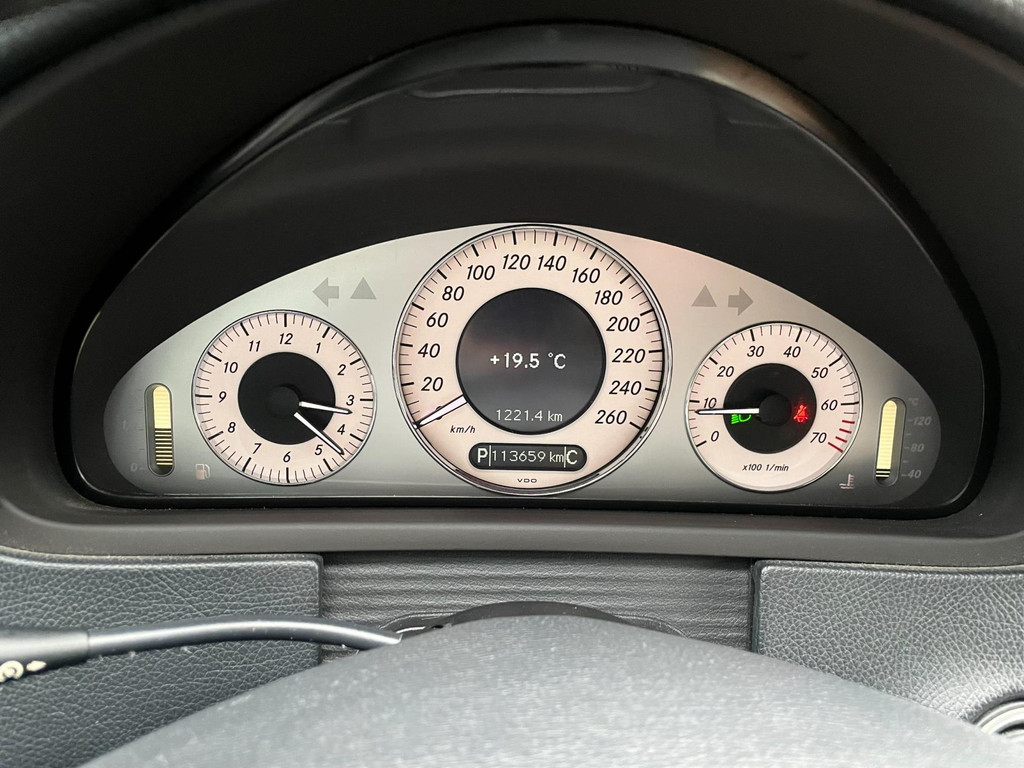 Mercedes-Benz CLK-klasse Cabrio 350 AMG *DTM UITGEVOERD* Youngtimer / Leder / Automaat 39