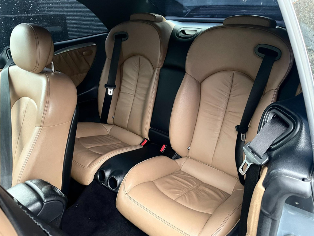 Mercedes-Benz CLK-klasse Cabrio 350 AMG *DTM UITGEVOERD* Youngtimer / Leder / Automaat 41