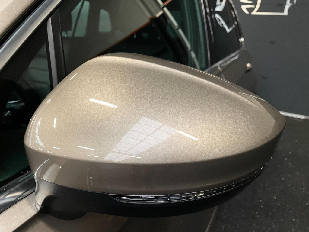 Volkswagen Tiguan 1.4 TSI ACT Highline Business 3X R-LINE PANO LEER NAVI 15