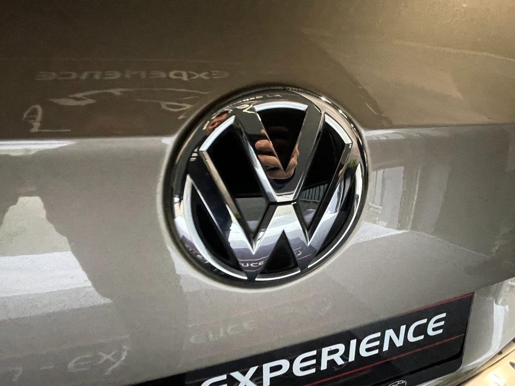 Volkswagen Tiguan 1.4 TSI ACT Highline Business 3X R-LINE PANO LEER NAVI 21