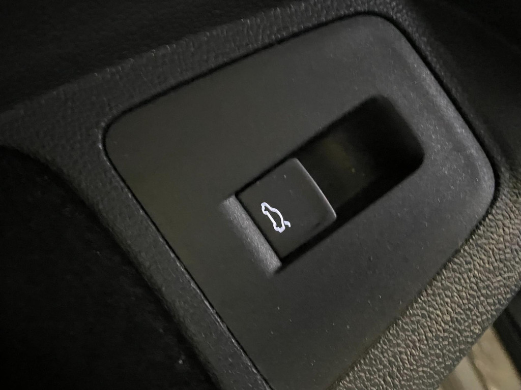 Volkswagen Tiguan 1.4 TSI ACT Highline Business 3X R-LINE PANO LEER NAVI 38