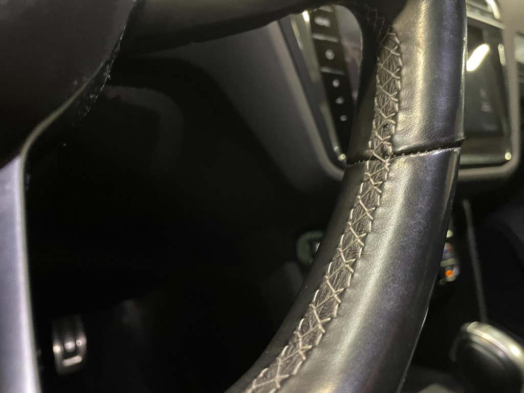 Volkswagen Tiguan 1.4 TSI ACT Highline Business 3X R-LINE PANO LEER NAVI 52