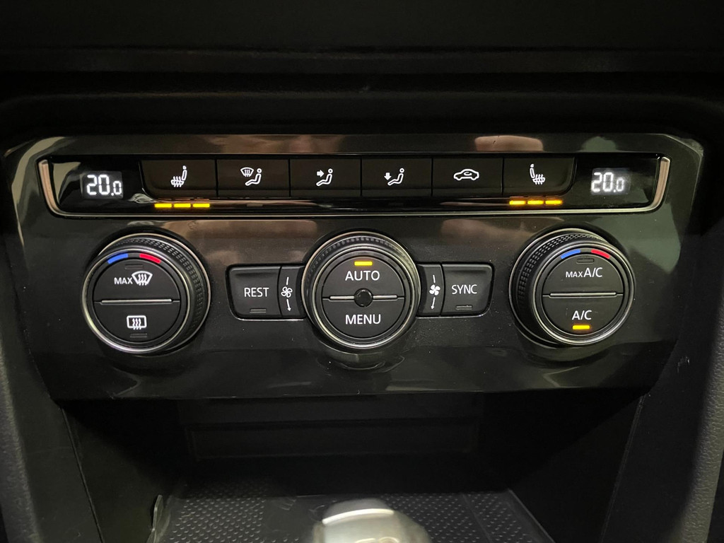 Volkswagen Tiguan 1.4 TSI ACT Highline Business 3X R-LINE PANO LEER NAVI 56