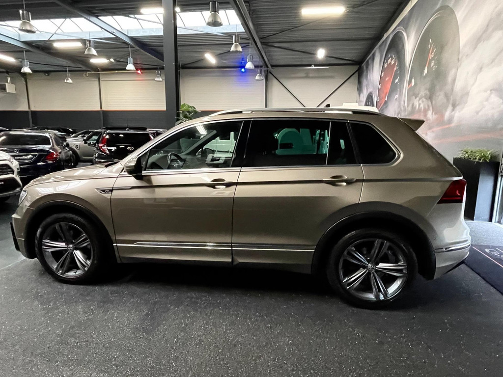 Volkswagen Tiguan 1.4 TSI ACT Highline Business 3X R-LINE PANO LEER NAVI 6