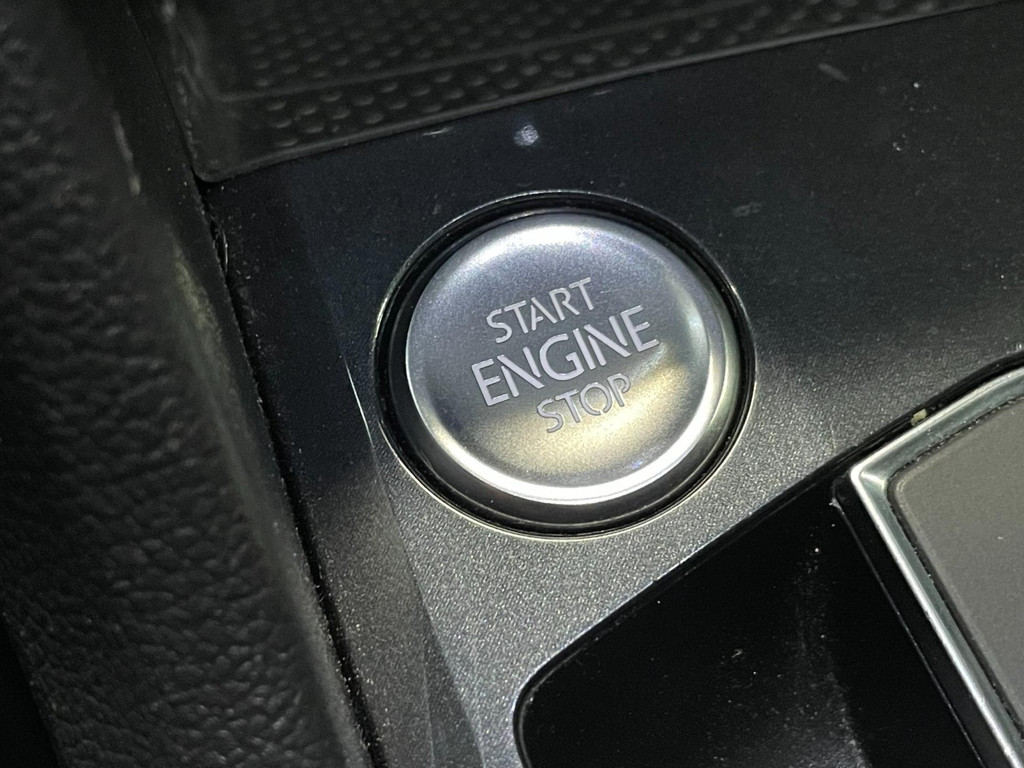 Volkswagen Tiguan 1.4 TSI ACT Highline Business 3X R-LINE PANO LEER NAVI 63