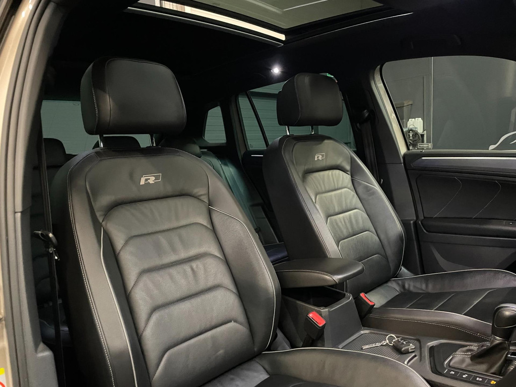 Volkswagen Tiguan 1.4 TSI ACT Highline Business 3X R-LINE PANO LEER NAVI 75