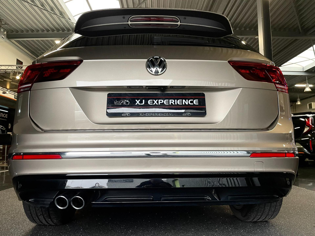 Volkswagen Tiguan 1.4 TSI ACT Highline Business 3X R-LINE PANO LEER NAVI 9