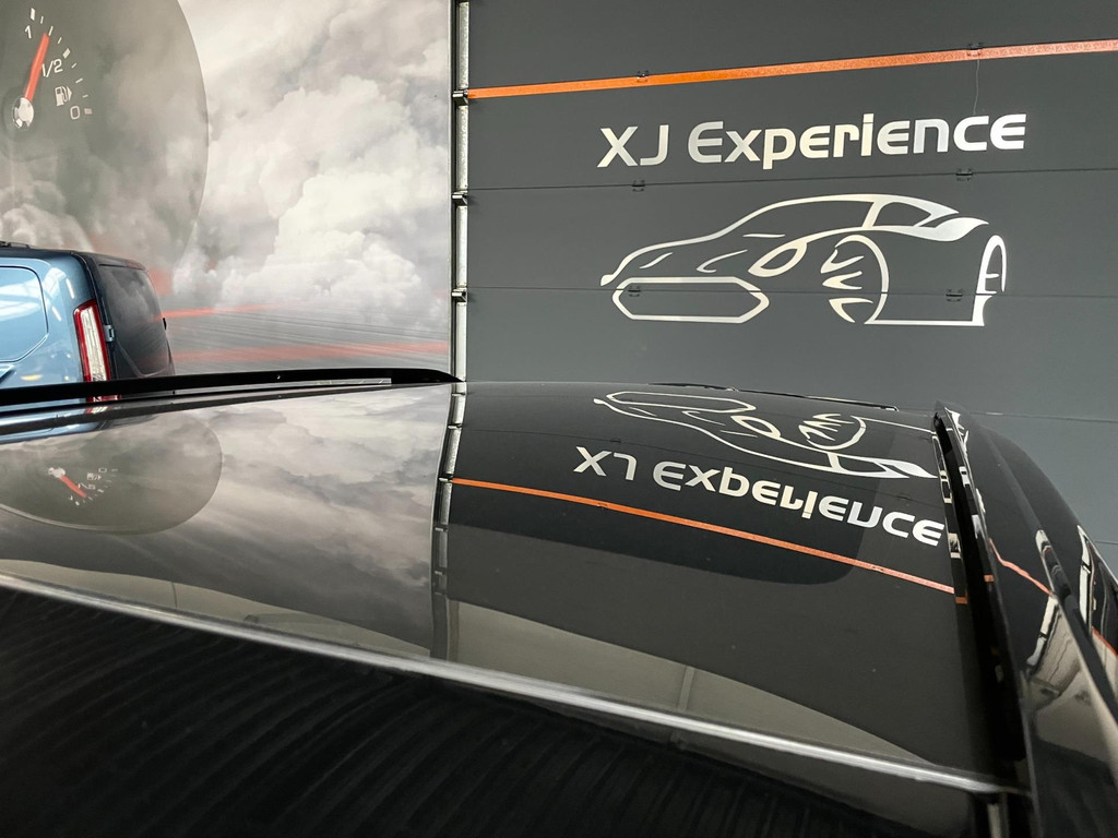 Land Rover RANGE ROVER EVOQUE 2.0 Si 4WD Dynamic PANO NAVI LEER TREKH 16