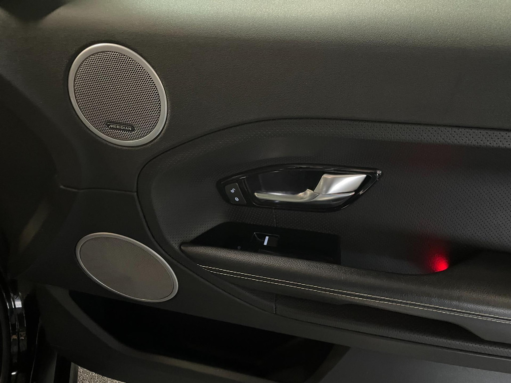 Land Rover RANGE ROVER EVOQUE 2.0 Si 4WD Dynamic PANO NAVI LEER TREKH 57