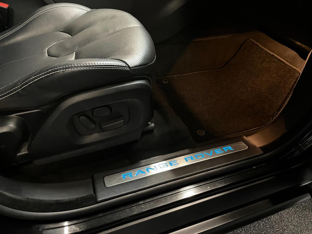 Land Rover RANGE ROVER EVOQUE 2.0 Si 4WD Dynamic PANO NAVI LEER TREKH 58