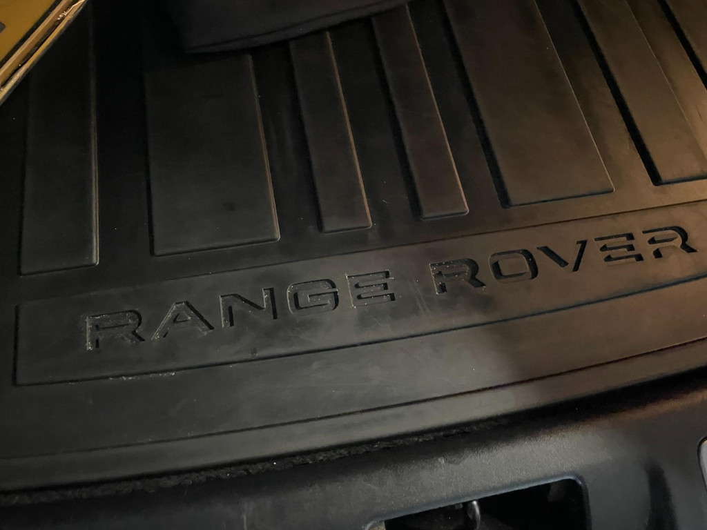 Land Rover RANGE ROVER EVOQUE 2.0 Si 4WD Dynamic PANO NAVI LEER TREKH 63