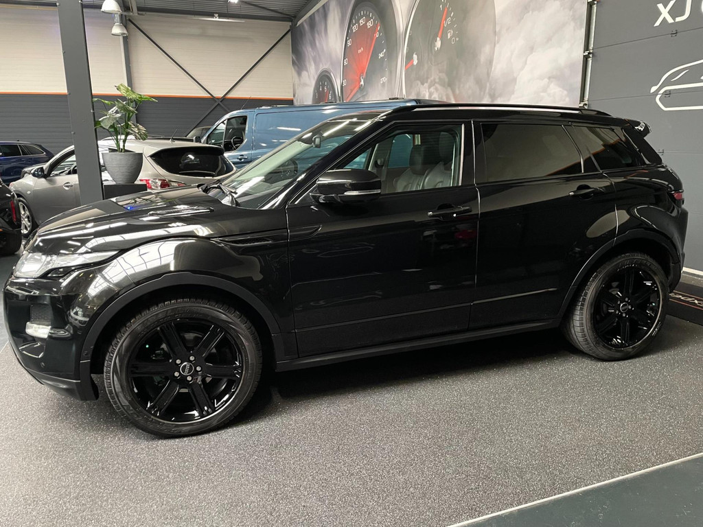 Land Rover RANGE ROVER EVOQUE 2.0 Si 4WD Dynamic PANO NAVI LEER TREKH 8