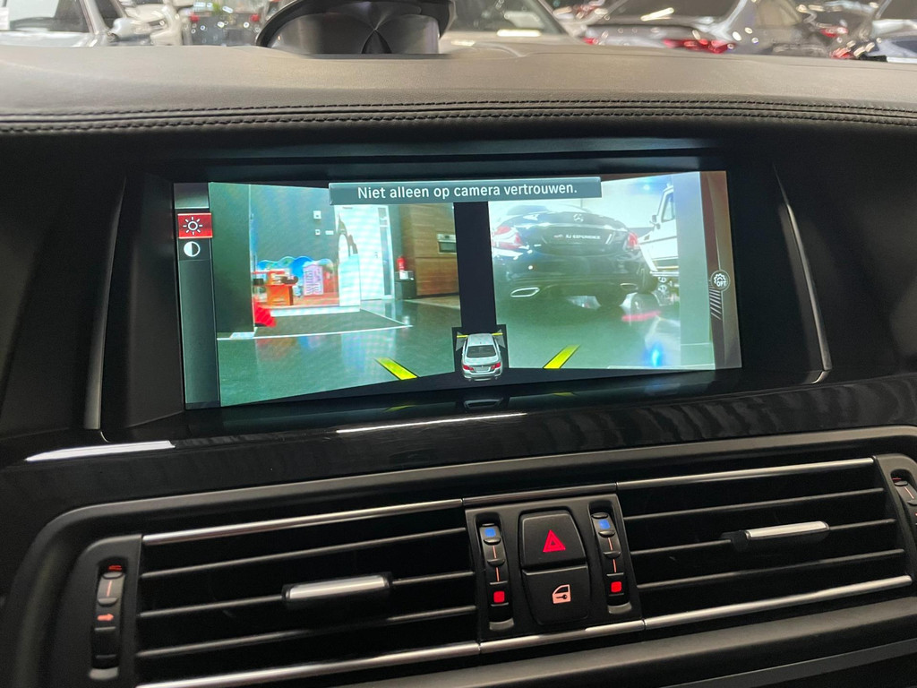 BMW 5-serie M550d xDrive 381PK GLASDAK HUD B&O LEER NAP NIGHTVISION SOFTCLOSE 74