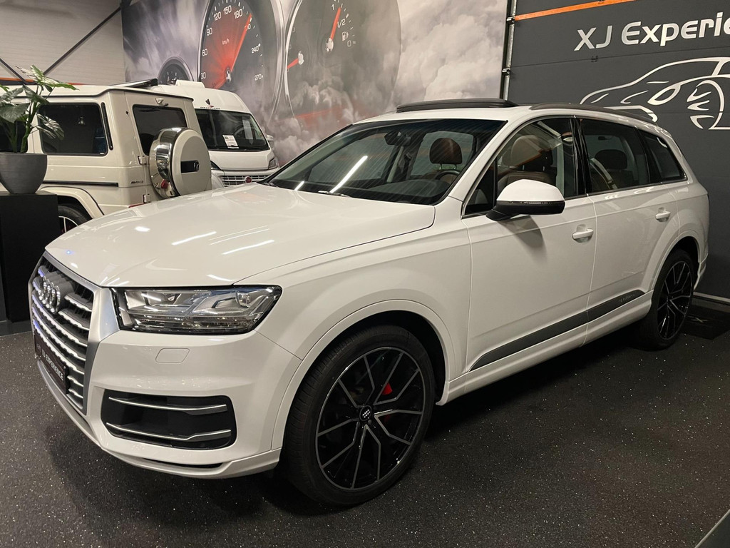 Audi Q7 2.0 TFSI Quattro 45 TFSI Panoramadak Leder CarPlay 1