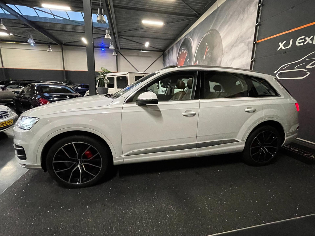 Audi Q7 2.0 TFSI Quattro 45 TFSI Panoramadak Leder CarPlay 10