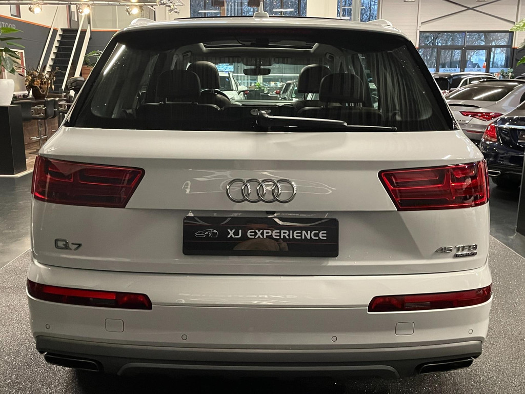Audi Q7 2.0 TFSI Quattro 45 TFSI Panoramadak Leder CarPlay 4