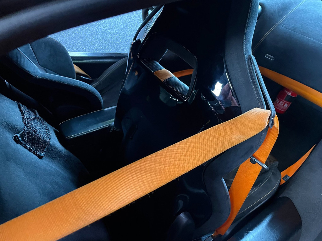 McLaren 570S KERAMISCH REMMEN 570PK CARPLAY CAMERA 59