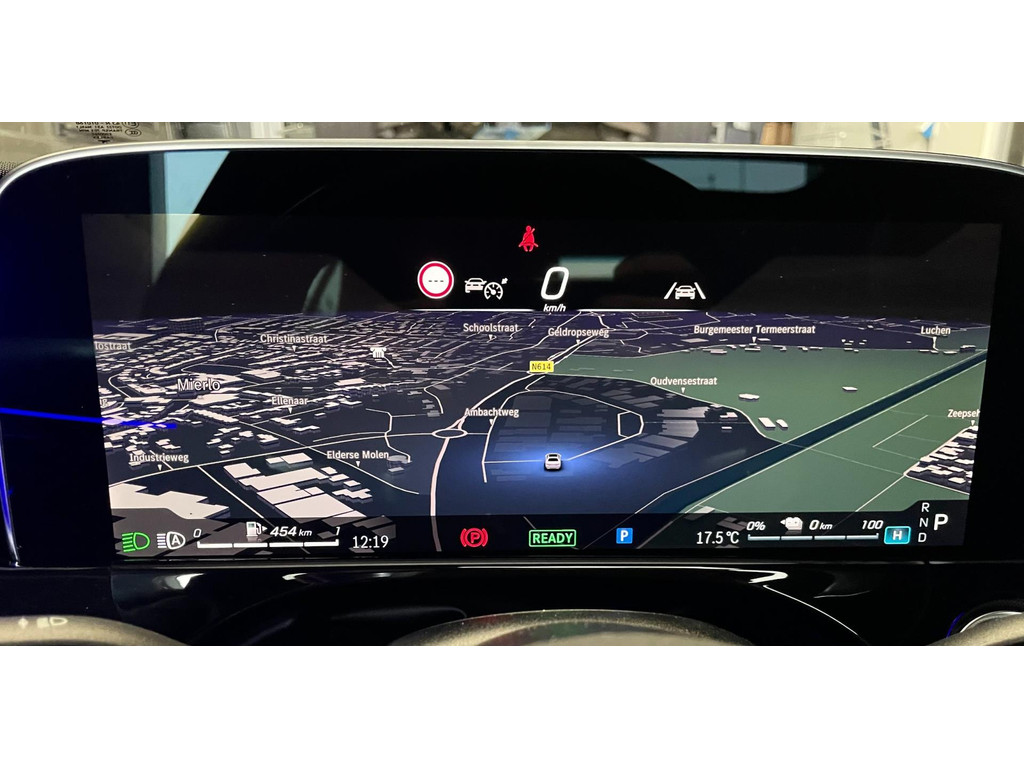 Mercedes-Benz E-klasse 300 e Sport Edition AMG PANO 313 PK 25