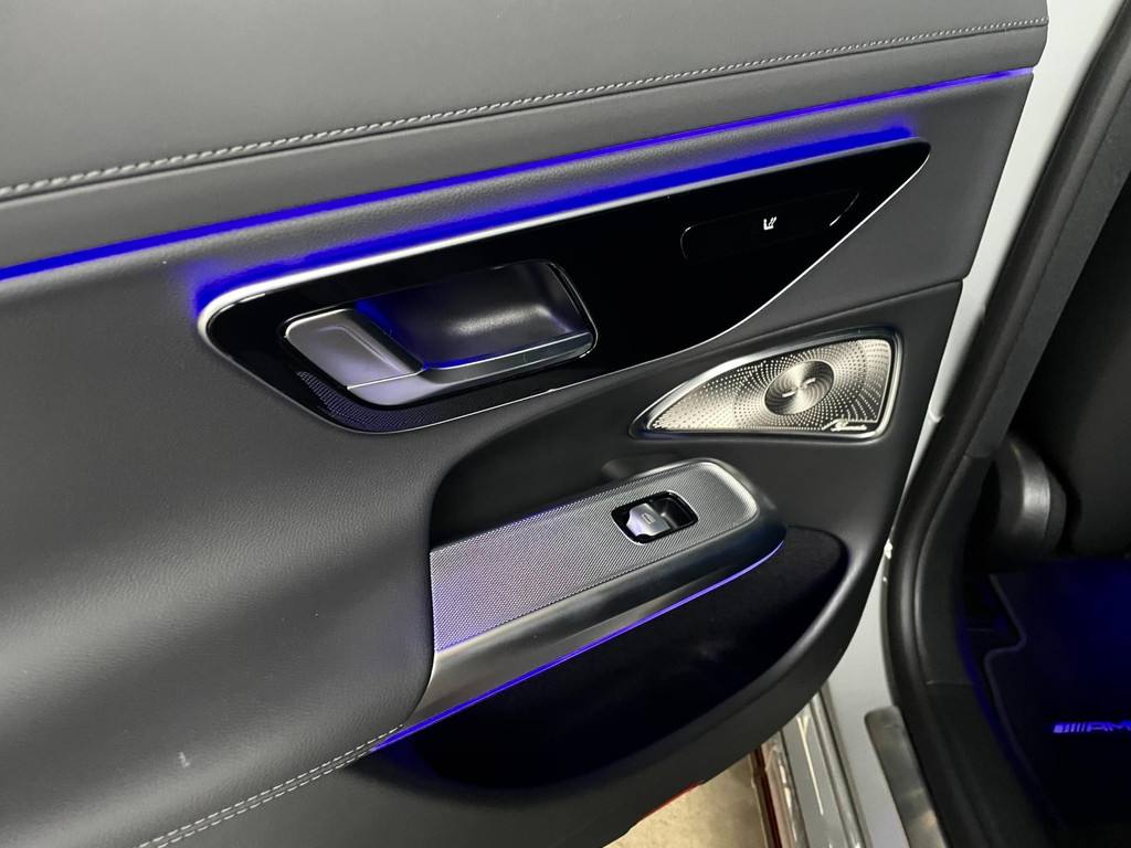 Mercedes-Benz E-klasse 300 e Sport Edition AMG PANO 313 PK 28