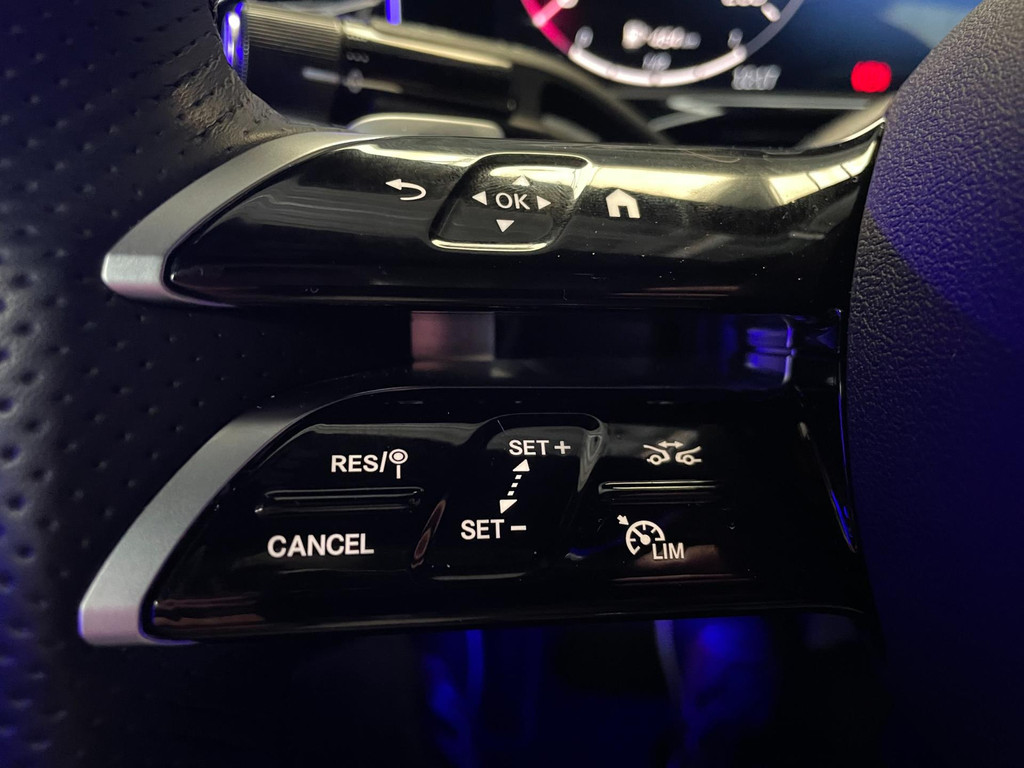 Mercedes-Benz E-klasse 300 e Sport Edition AMG PANO 313 PK 32