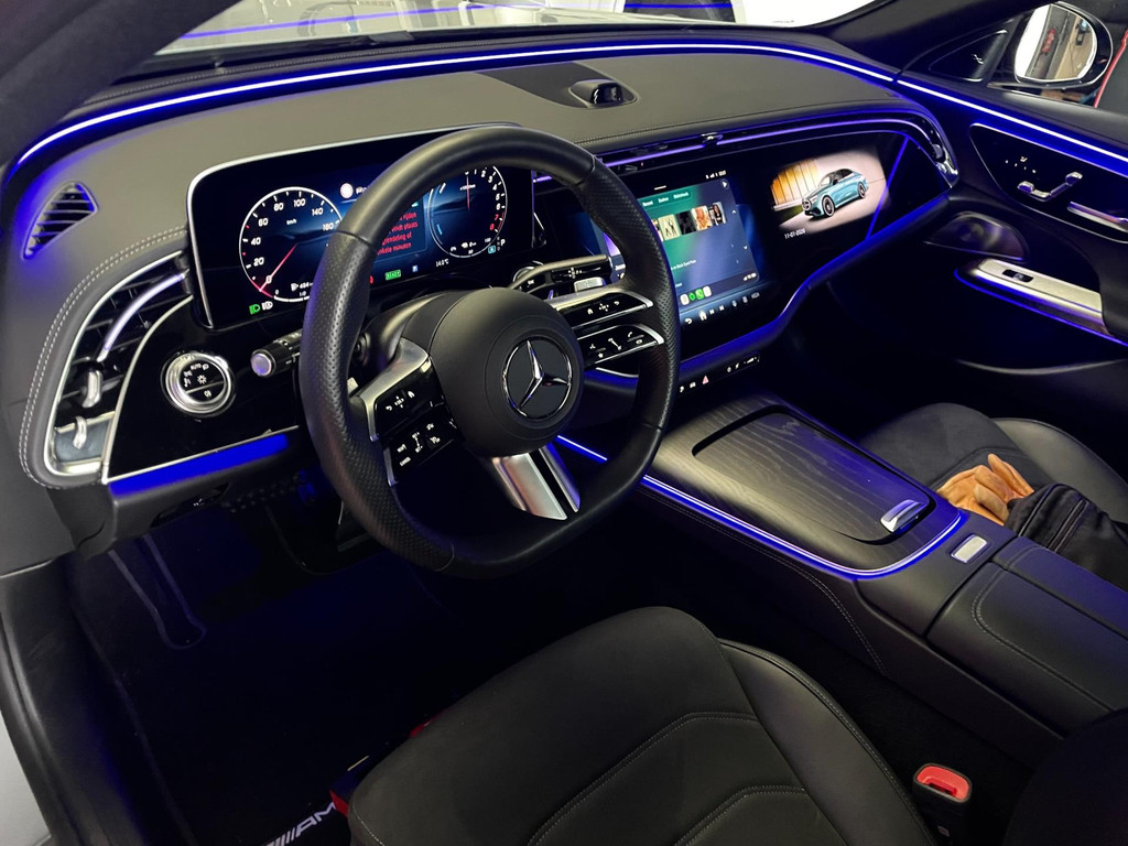 Mercedes-Benz E-klasse 300 e Sport Edition AMG PANO 313 PK 5