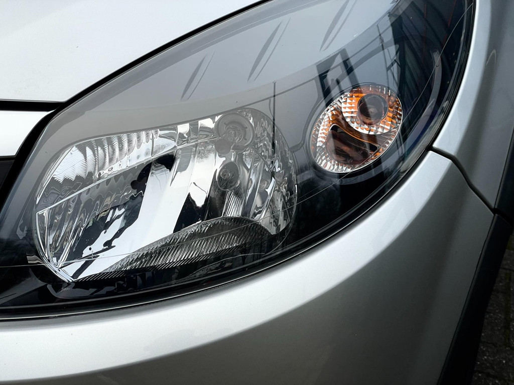 Dacia Sandero 1.6 Stepway AIRCO CARPLAY NAVI ELECT RAMEN AFNEEMBAAR TREKHAAK 16'VELGEN 11