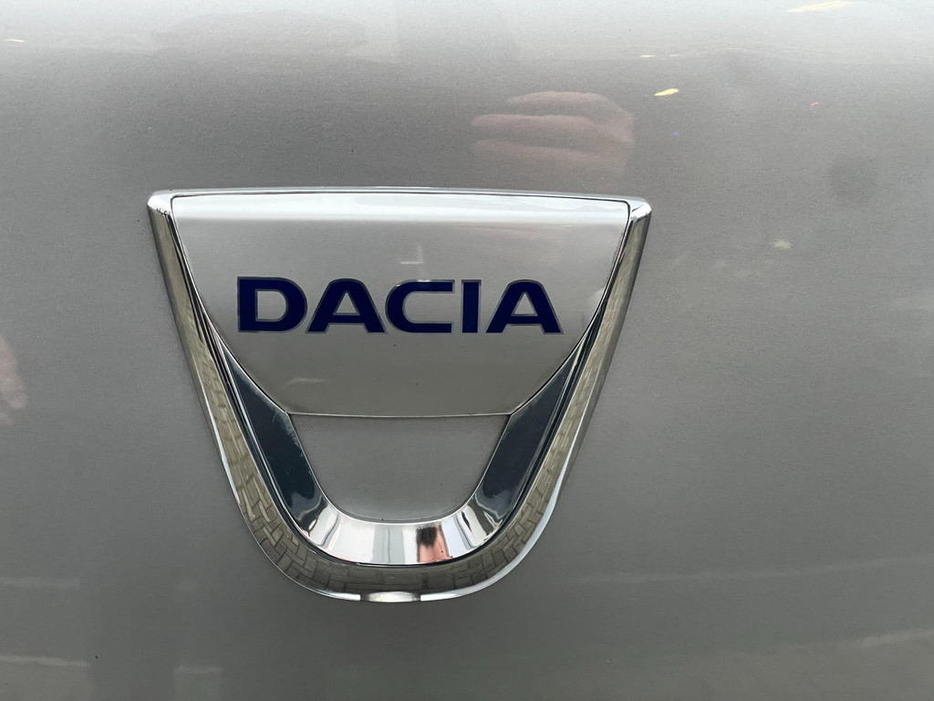 Dacia Sandero 1.6 Stepway AIRCO CARPLAY NAVI ELECT RAMEN AFNEEMBAAR TREKHAAK 16'VELGEN 16