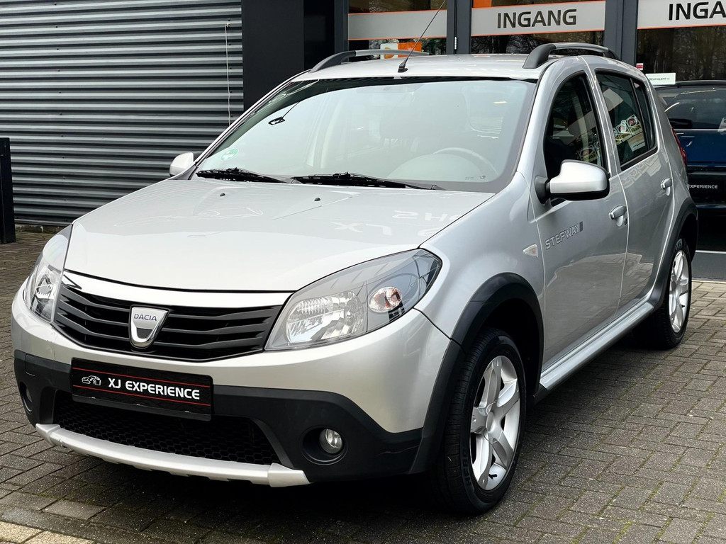 Dacia Sandero 1.6 Stepway AIRCO CARPLAY NAVI ELECT RAMEN AFNEEMBAAR TREKHAAK 16'VELGEN 2