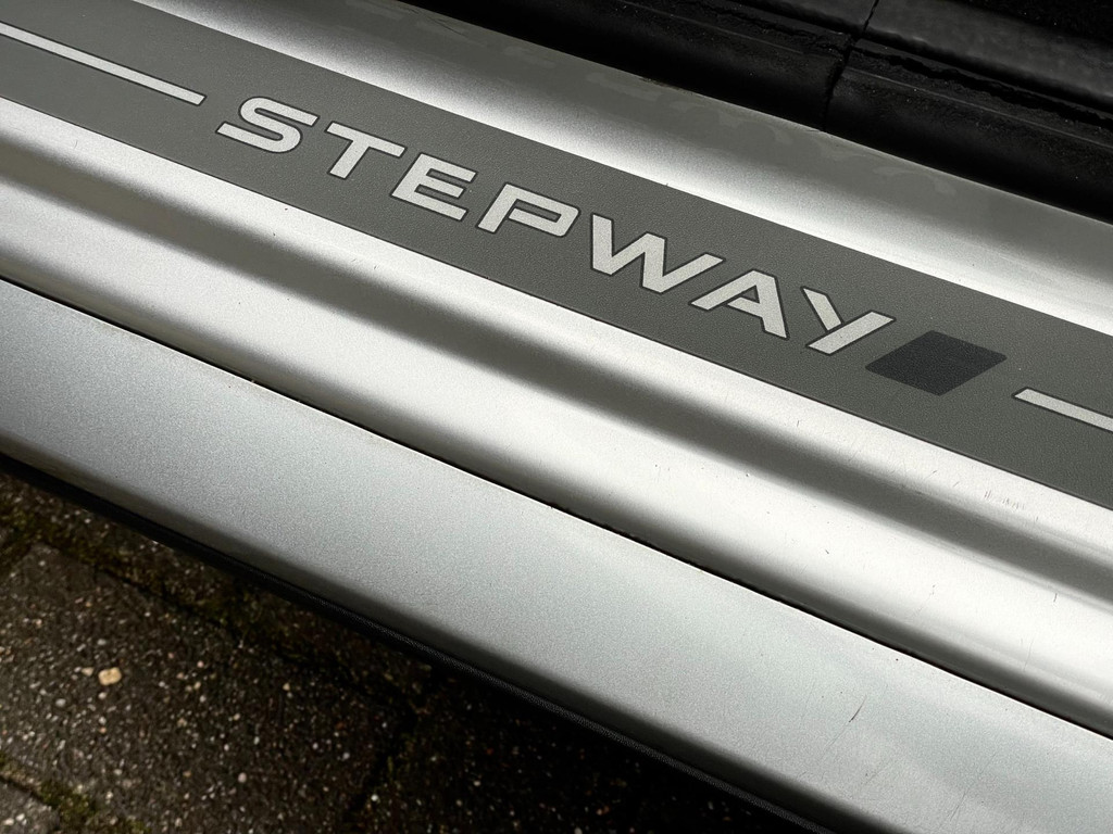 Dacia Sandero 1.6 Stepway AIRCO CARPLAY NAVI ELECT RAMEN AFNEEMBAAR TREKHAAK 16'VELGEN 23