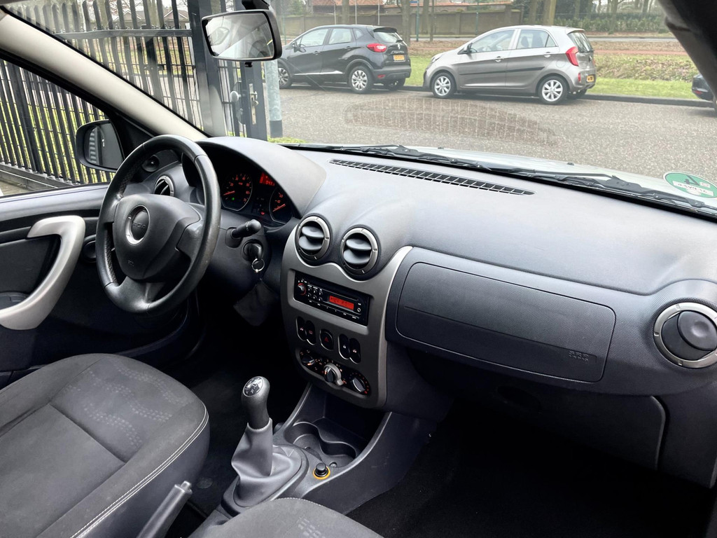Dacia Sandero 1.6 Stepway AIRCO CARPLAY NAVI ELECT RAMEN AFNEEMBAAR TREKHAAK 16'VELGEN 39