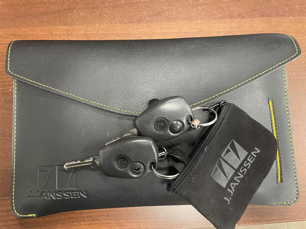 Dacia Sandero 1.6 Stepway AIRCO CARPLAY NAVI ELECT RAMEN AFNEEMBAAR TREKHAAK 16'VELGEN 41