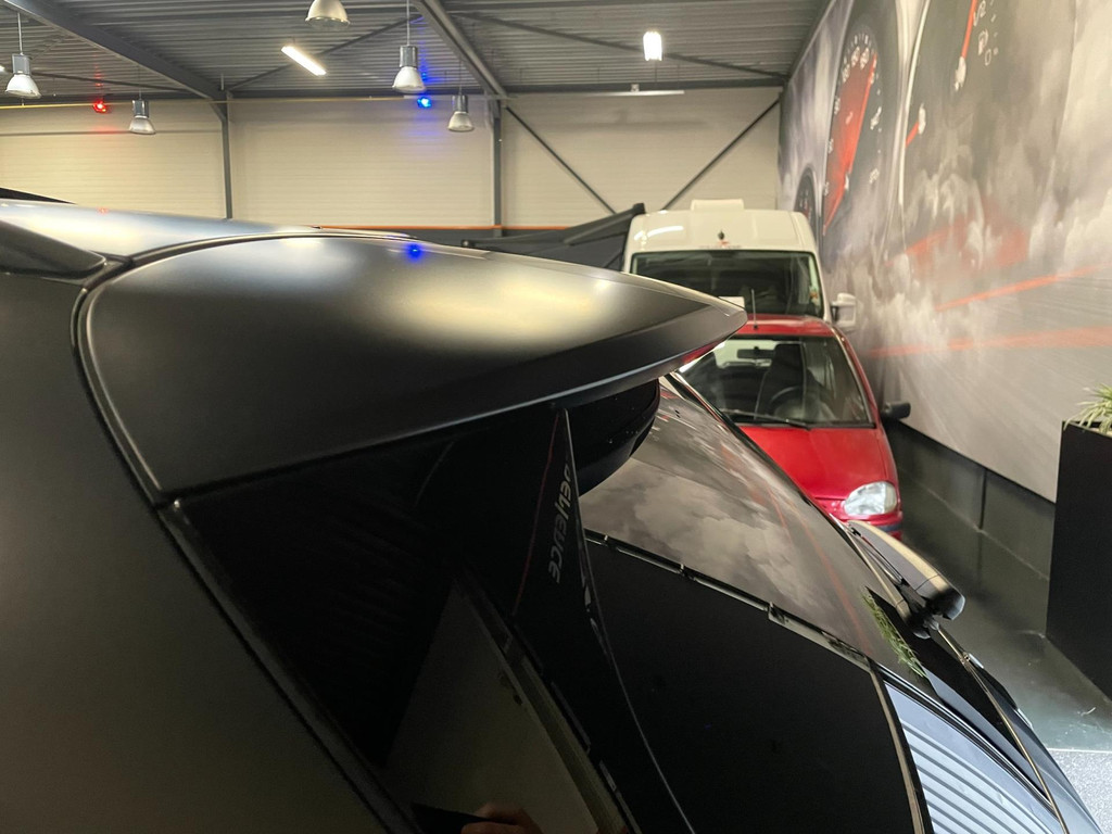 Mercedes-Benz GLC-klasse 300de 4MATIC AMG Line PANODAK HUD 11