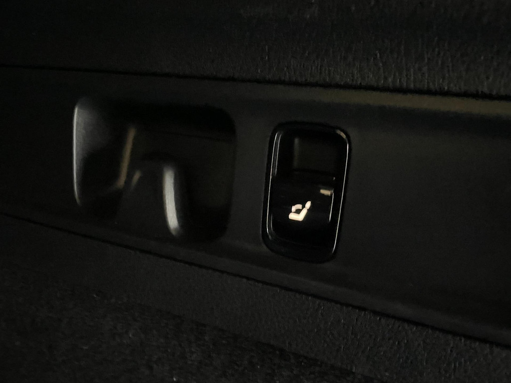 Mercedes-Benz GLC-klasse 300de 4MATIC AMG Line PANODAK HUD 14