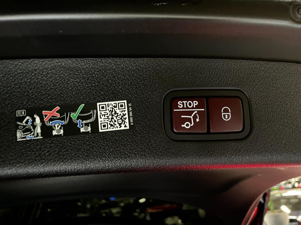 Mercedes-Benz GLC-klasse 300de 4MATIC AMG Line PANODAK HUD 15