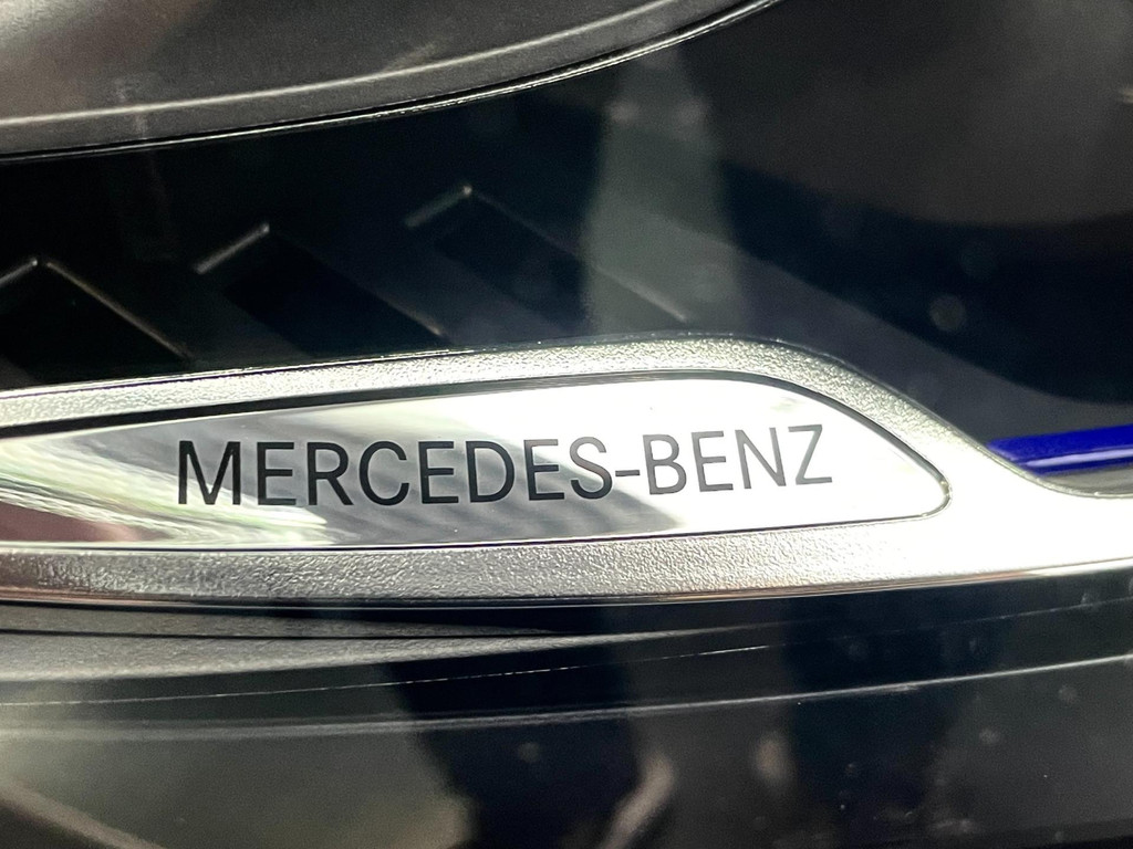 Mercedes-Benz GLC-klasse 300de 4MATIC AMG Line PANODAK HUD 22