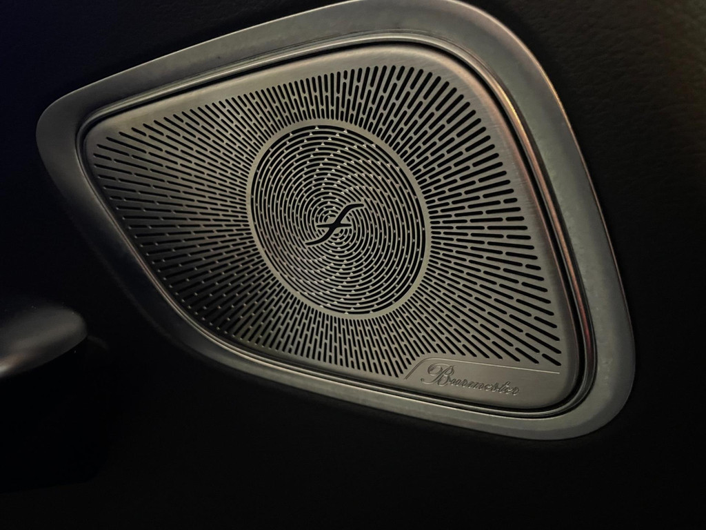 Mercedes-Benz GLC-klasse 300de 4MATIC AMG Line PANODAK HUD 38