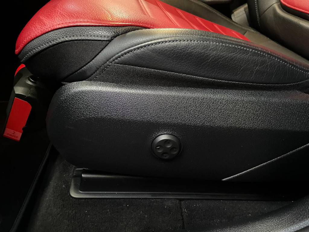 Mercedes-Benz GLC-klasse 300de 4MATIC AMG Line PANODAK HUD 39