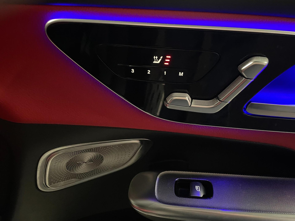 Mercedes-Benz GLC-klasse 300de 4MATIC AMG Line PANODAK HUD 86